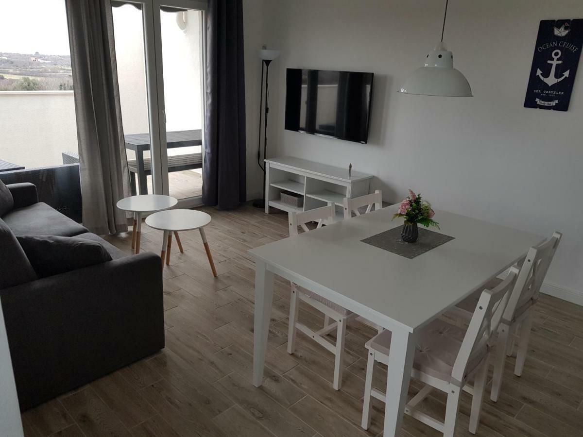 Apartment Rosenberg เมดูลิน ภายนอก รูปภาพ
