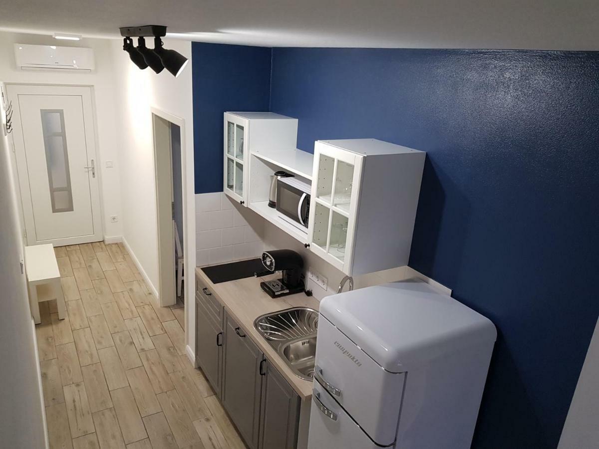Apartment Rosenberg เมดูลิน ภายนอก รูปภาพ